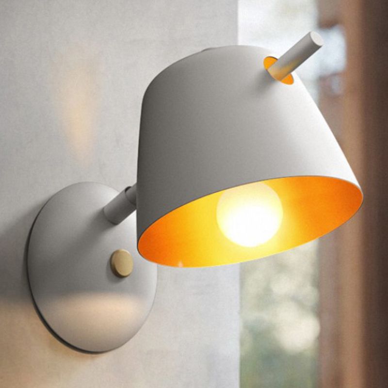 Modern Unique Shape Wall Sconce Lights Metal 1 Light Wall Light for Living Room