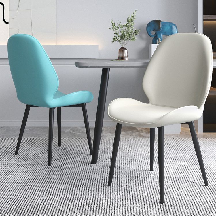 Chaise contemporaine en métal intérieur-extérieur, chaise d'appoint sans accoudoirs à oreilles