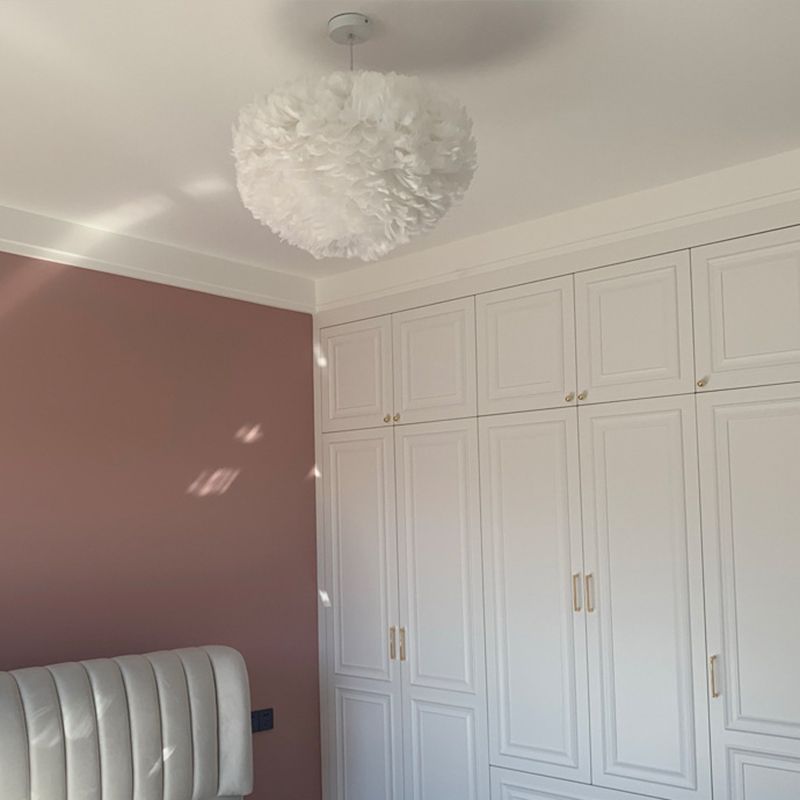Feather White Hanging Lamp in Modern Style Round Shaped Indoor Pendant Light