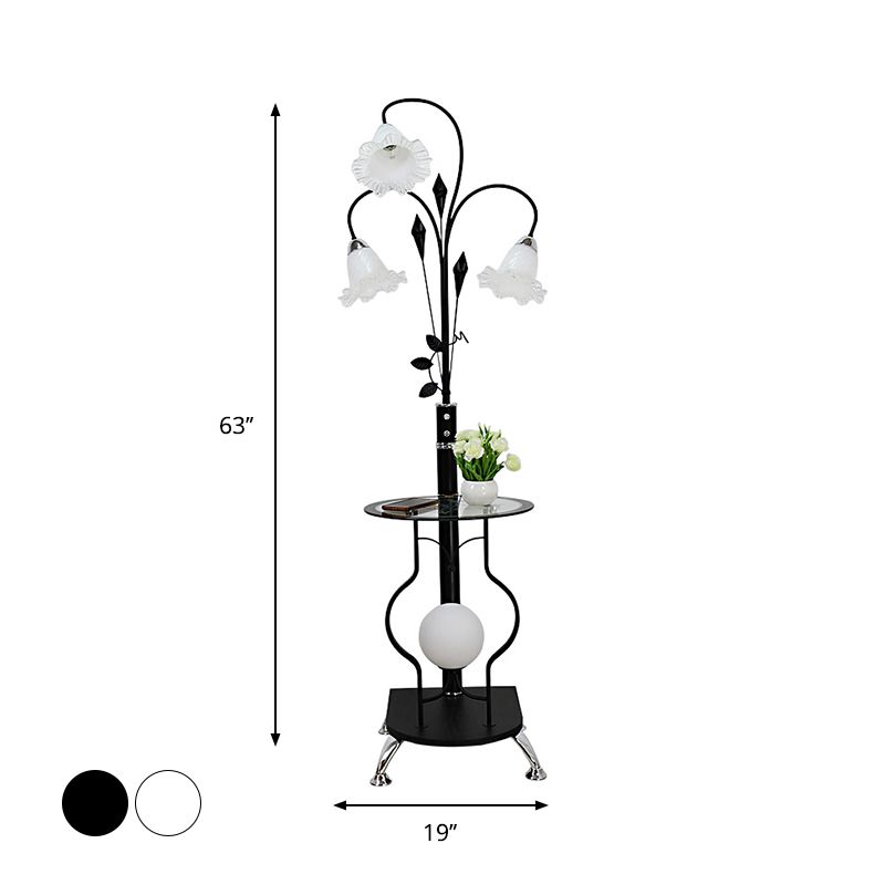 Lámpara de pie de metal de campo de 3 bombas en negro/negro con sombra de vidrio floral