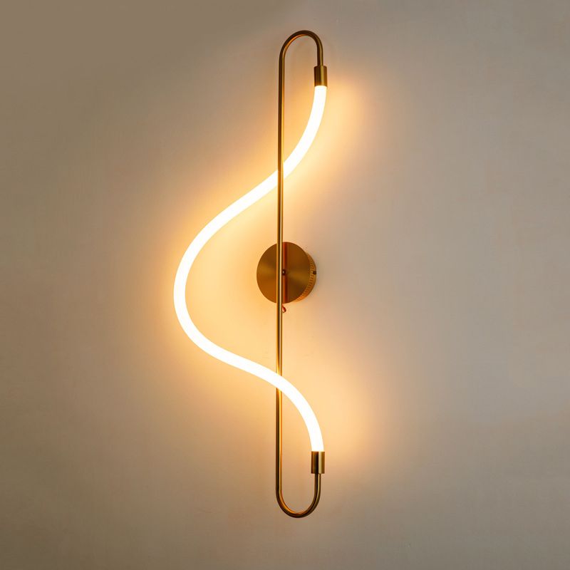 Gold Linear LED Wall Lamp in Modern Creative Style Wrought Iron Wall Sconce with Silicone Shade