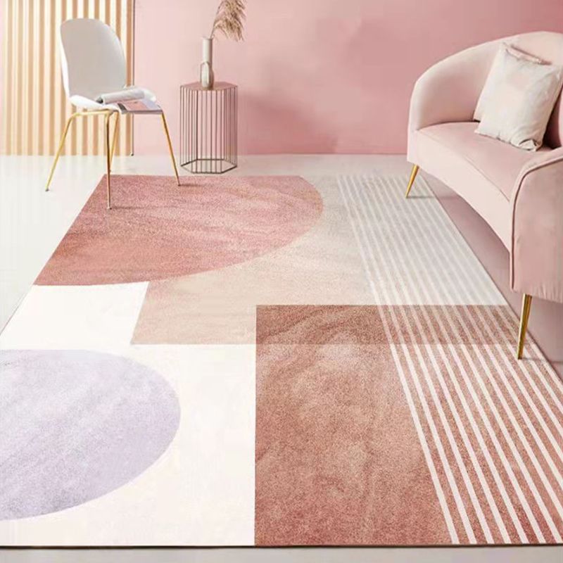 Tapis moderne gris polyester le tapis lavable à franges irréguliers pour décoration intérieure