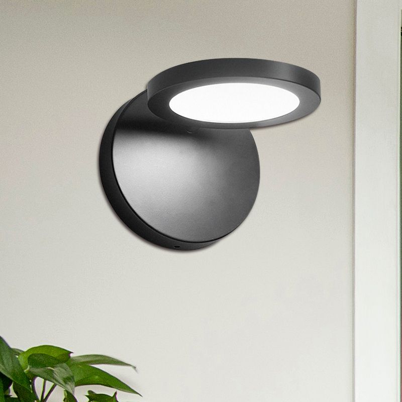 Zwarte afwerking cirkelvormige wandlamp Moderne stijlvolle geïntegreerde LED -acryl sconce verlichting in witte/warme verlichting