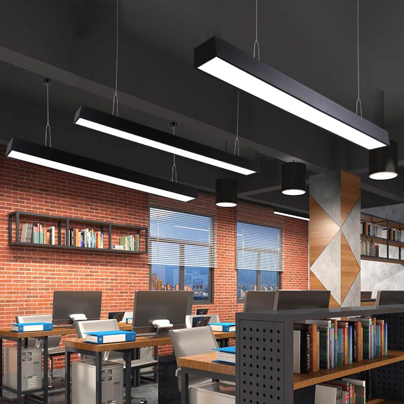 Lampes suspendues modernes linéaires, luminaires d'éclairage pendentif à LED noir pour le bureau