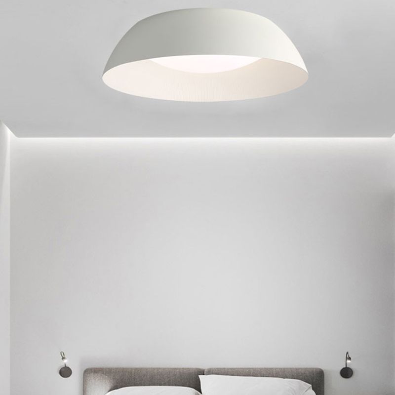 Plafonnier LED en forme de dôme à montage encastré simplicité pour chambre à coucher
