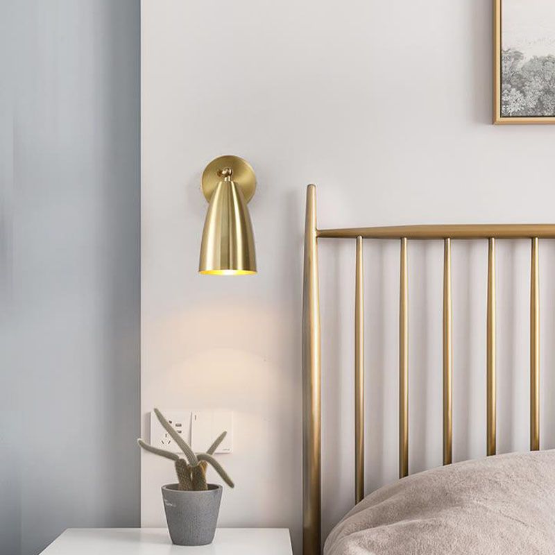 1-Light Geometric Shade Wall Sconce Post-Modern Simple Style Wall Lighting in Brass