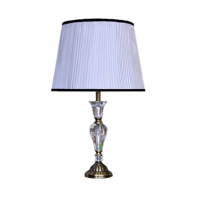 Lampada da scrivania moderna a botte in tessuto con 1 lampadina piccola in viola chiaro con base in metallo