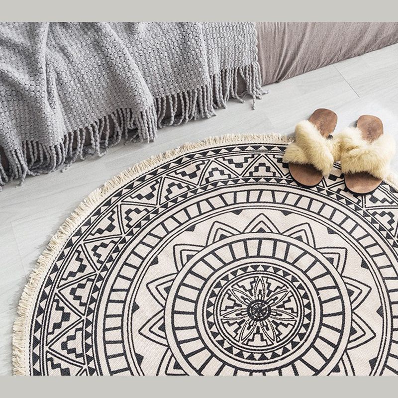 Tapis de motif noir Polyester Bohemian Area Rapis Fringe Fringe Forg Intérieur pour décoration domestique