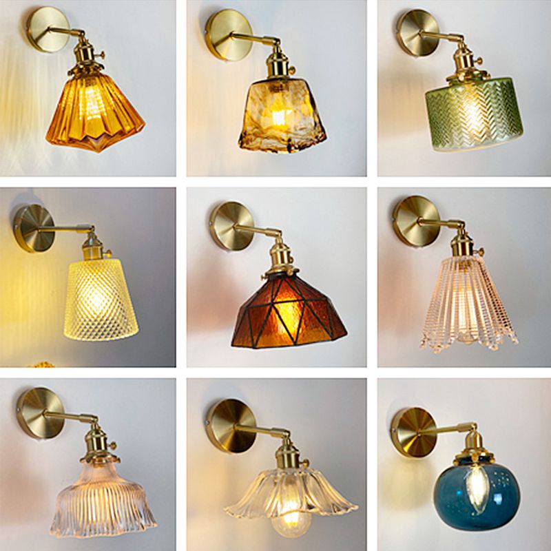 Single-Bulb Bedroom Wall Lamp Postmodern Gold Rotatable Wall Light Sconce with Oval/Diamond/Ruffled Blue/Clear/Green Glass Shade
