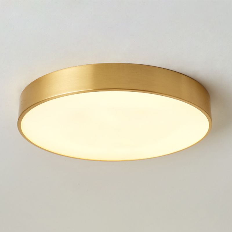 Metal Geometric Shade Flush Ceiling Light Modern Style 1 Light Flush Mount Fixture in Gold