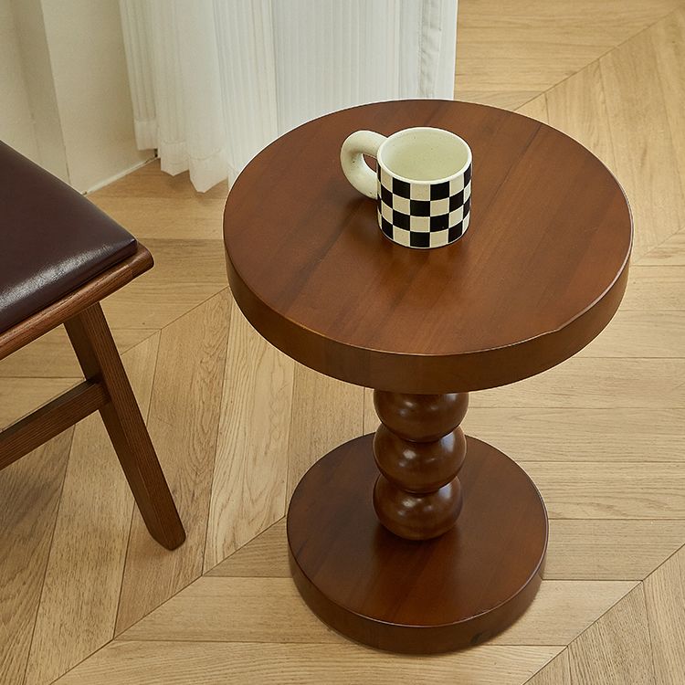 Traditional Round Wooden End Table 15.74" Wide Pedestal Side Table