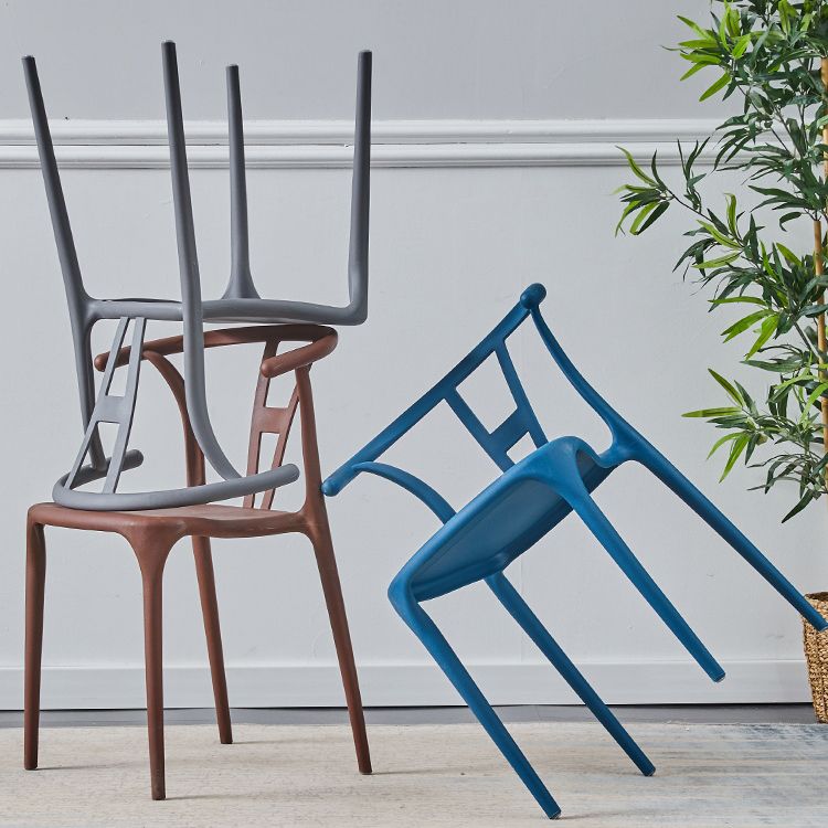 Chaise de salle à manger en plastique de style moderne, chaise d'appoint empilable sans accoudoirs pour la cuisine