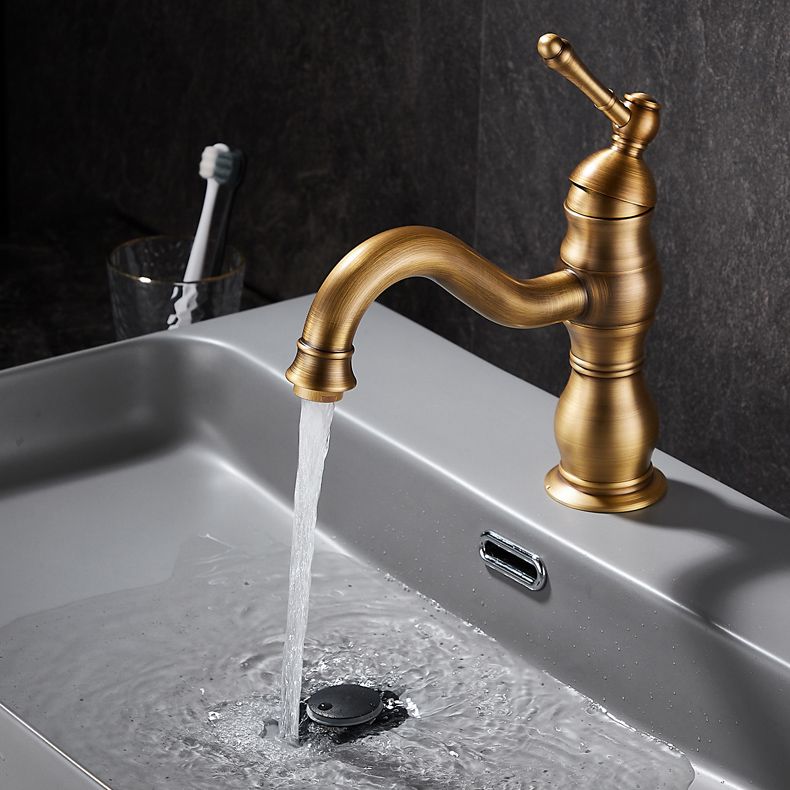 Traditional Wide Spread Bathroom Faucet Lever Handles Centerset Faucet