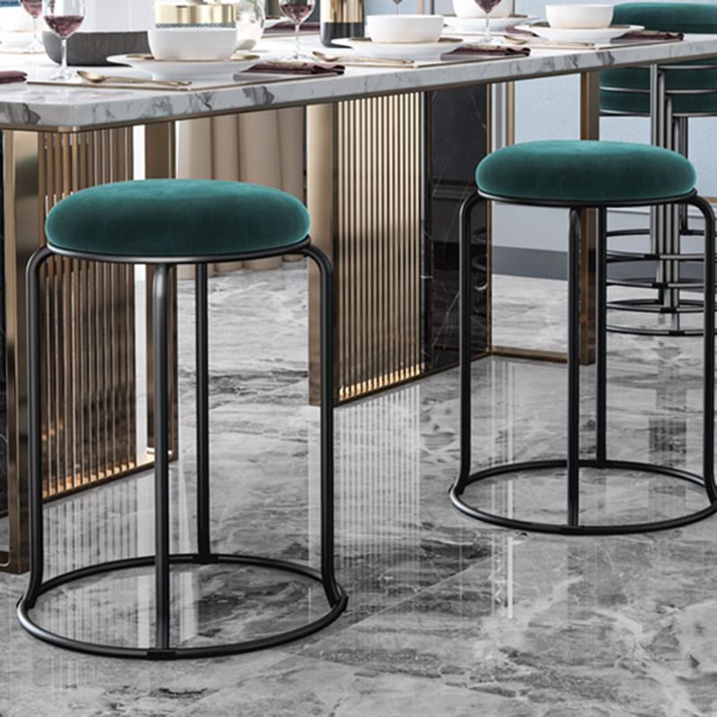 Glam Standard Ottoman Fade Resistant Velvet Mental Leg Solid Color Round Ottoman