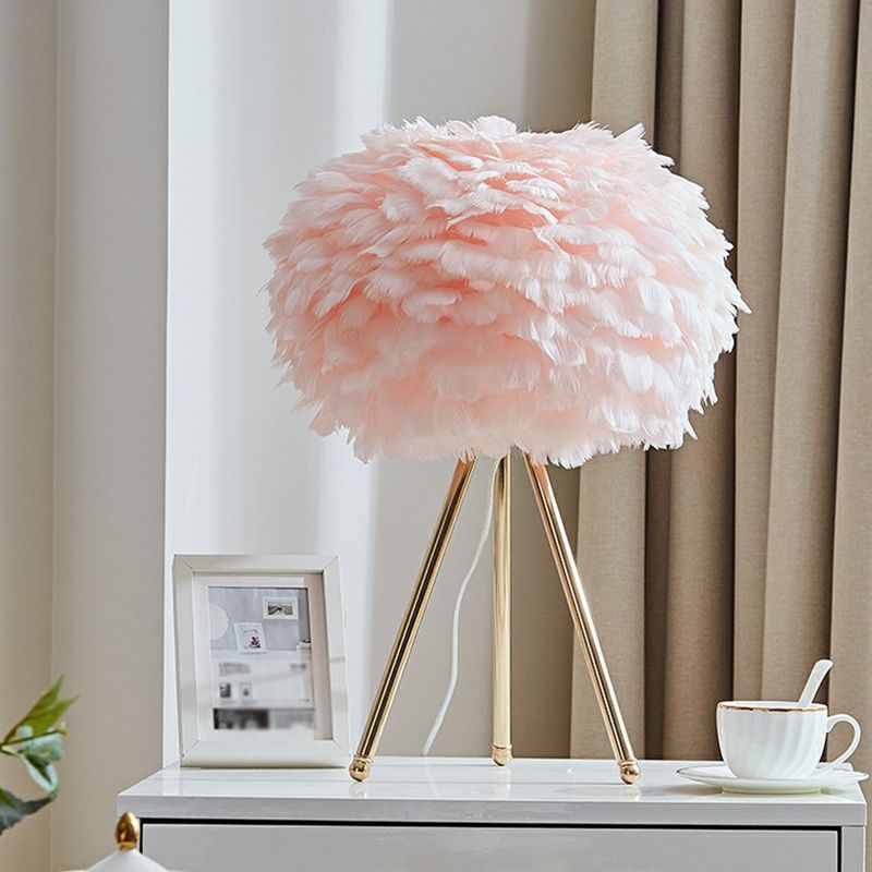 Feather Sphere Table Lighting Nordic 1 Head Nightstand Lamp with Metallic Tripod for Living Room