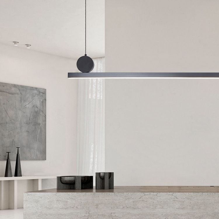 Lineare Inselleuchte moderne Metall -Einzelhellinsel Deckenleuchte in Schwarz