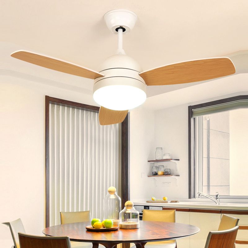 Weiß/schwarze LED Hanging Lüfter leichte modernistische Metallic Dome Semi Flush Mounted Lampe mit 3 Holzklingen, 42 "W.
