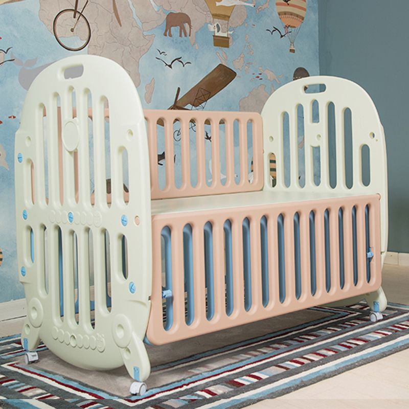 Modern Style Plastic Crib Home 4-In-1 Convertible Crib with Casters
