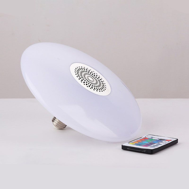 Plafond des ébullition Lamp Minimaliste Style de vie en plastique Plafond de lumière Fixation de la lumière en blanc