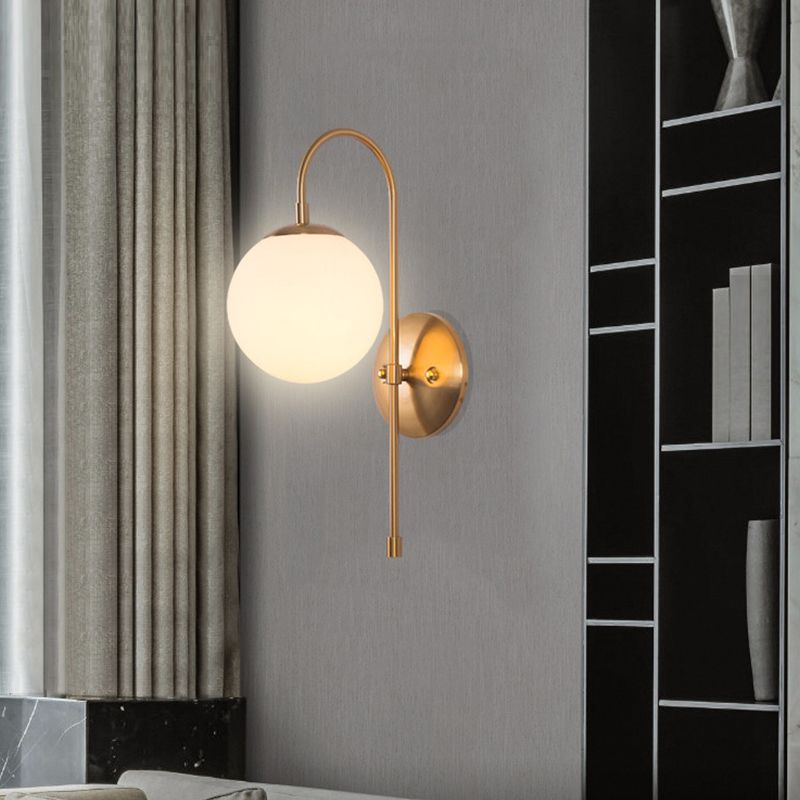 1 Light Unique Shape Wall Light Fixture Modern Wall Mounted Lighting in Gold Finish