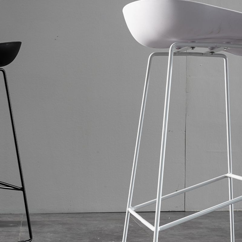 Glam Metal Counter Height Stools with Footrest Bar Stool for Indoor