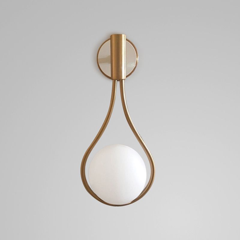 Moderner Stil Globe Wall Lampe Kit Glas 1 Leichte Wohnzimmerleuchten in Gold