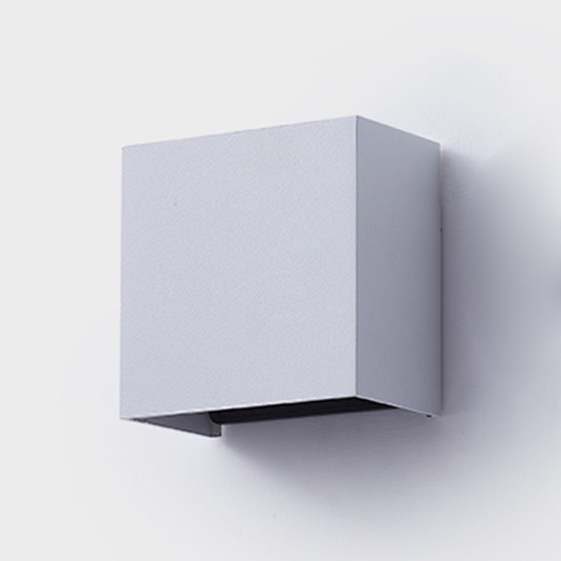 Nordic Style Wall Light Square Shape Wall Lamp with Aluminum Shade for Bedroom