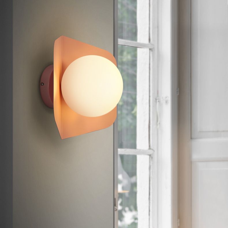 Éclairage mural en forme de boule nordique Éclairage mural en verre nordique pour chambre à coucher