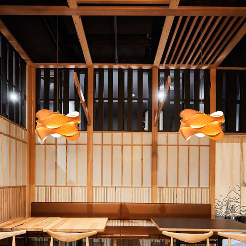 Wood Unique Shape Hanging Lights Modern Style 1 Head Hanging Mount Fixture for Restaurant