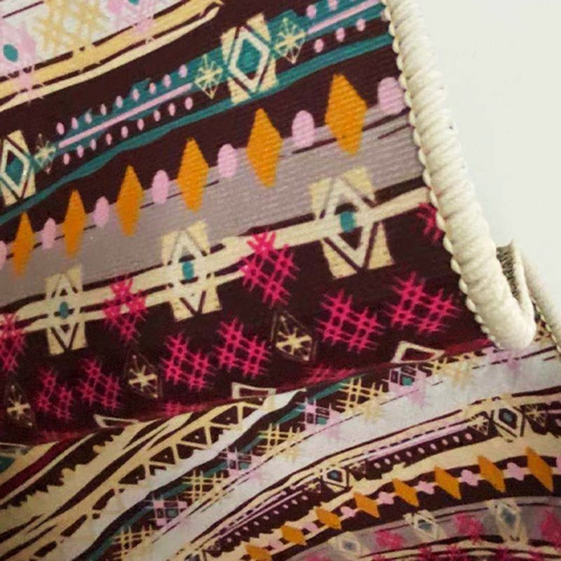 Trendy Tartan Pattern Carpet Polyester Indoor Rug Pet Friendly Area Rug for Home Decoration