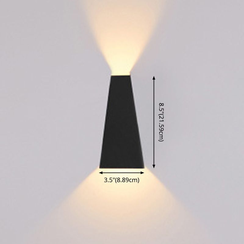 2-Lights Geometric Wall Sconce Modern Simple Style Metal Wall Lighting in Black
