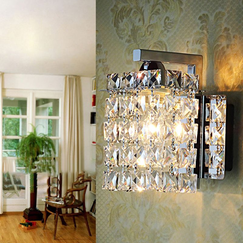 Quadratische Waschtischspiegel leuchtet modern