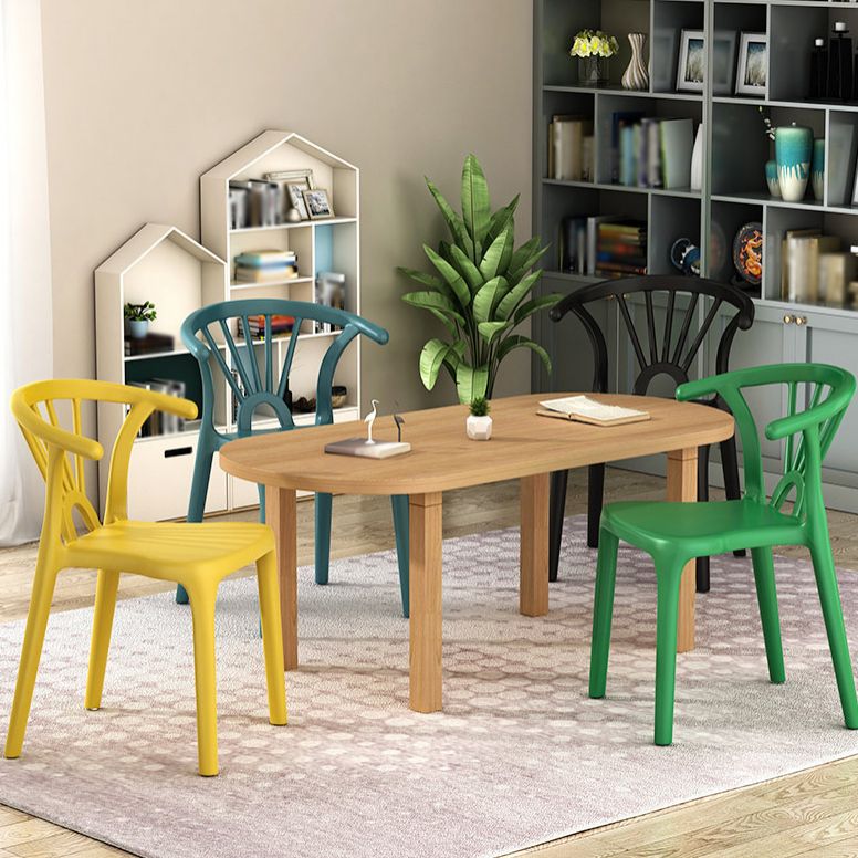 Sedia a braccio di plastica moderna per casa sedia da pranzo per le braccia