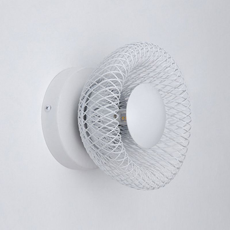 Contemporary Wall Sconce Circular Metal Wall Light for Bedroom