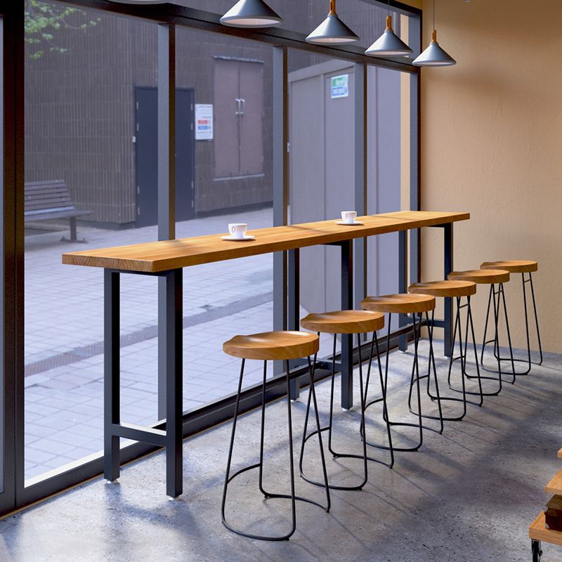Modern Style Bar Stuhl konturierte Holzsitz Schlittenbeine Barhocker für Innenräume
