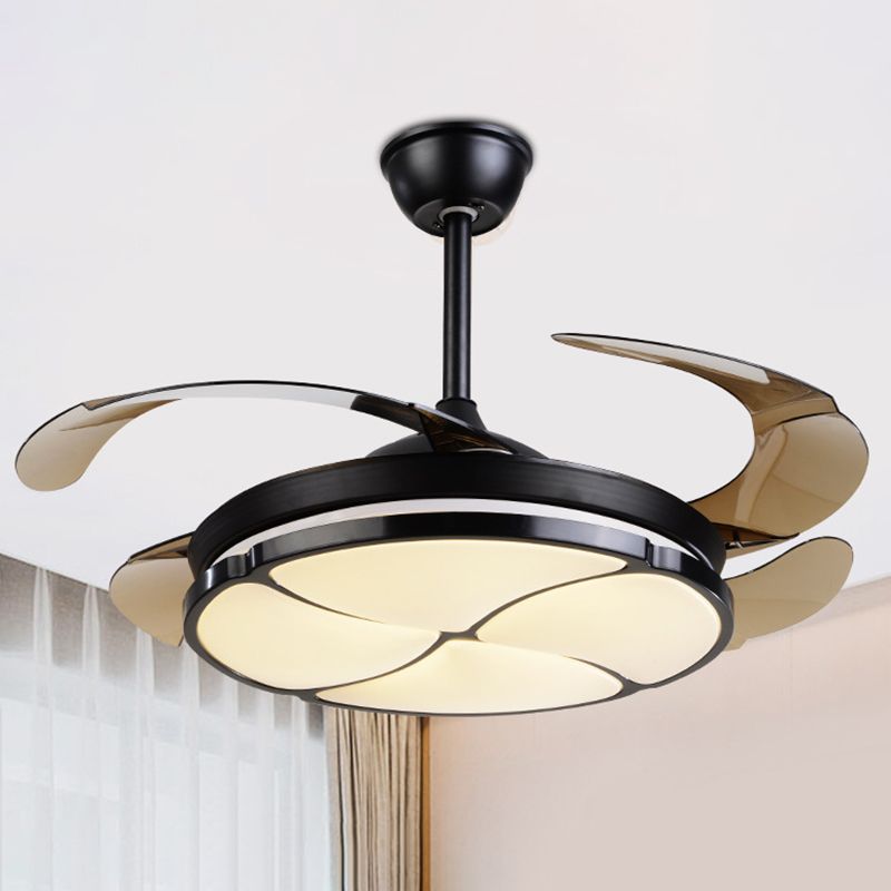 Nordic LED Ampieghi a sospensione BLOSSA NERO BLOSSOM 19 "Montaggio semifulto largo con ombra acrilica, 4 lame