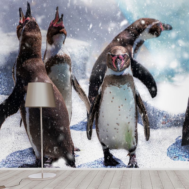 Penguin Animal Mural Wallpaper Contemporary Wall Covering for Sitting Room