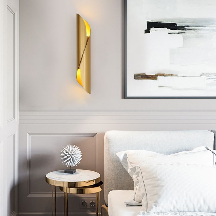 Curved Wall Lighting Fixtures Modern Style 2-Lights Metal Lighting Sconce for Restaurant