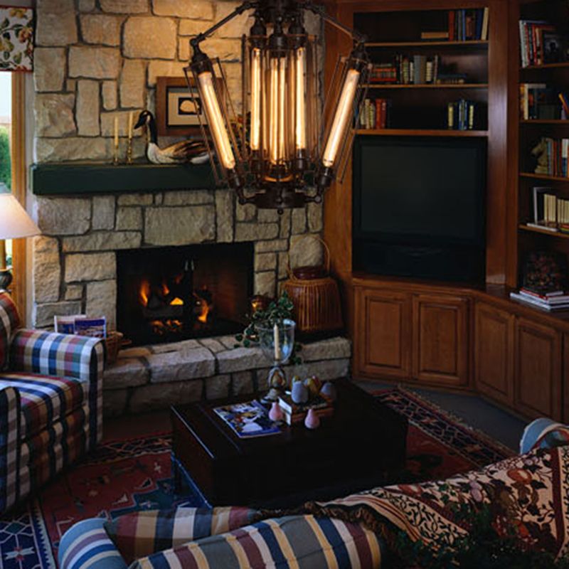 Black 8-Light Pendant Light in Industrial Retro Style Wrought Iron Linear Hanging Lamp