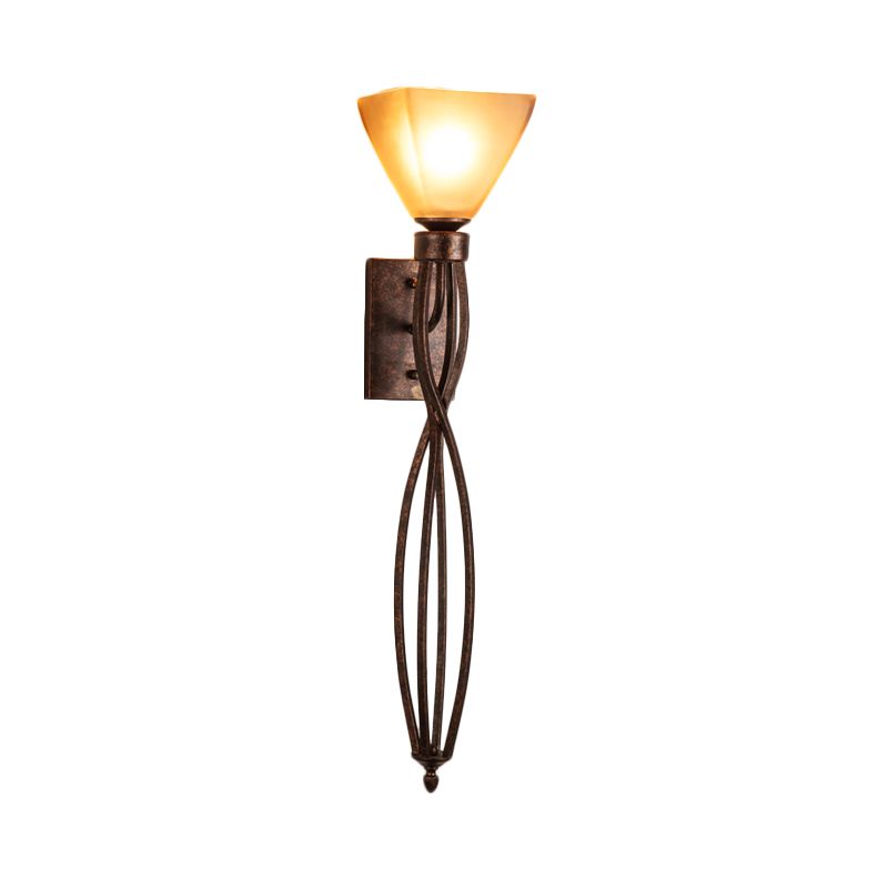 Applique murale de couloir torsadée en métal vintage, 1 lumière rouille, luminaire avec abat-jour en verre trapézoïdal