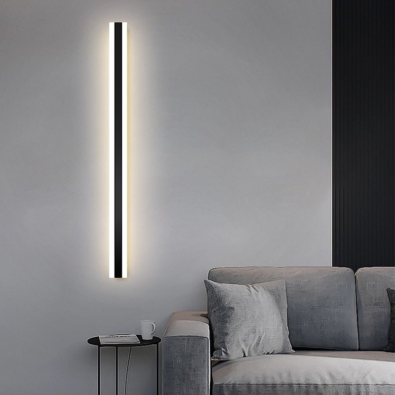 Linear Shape Metal Wall Lighting Modern Style 1 Light Wall Mounted Light Fixture in Black