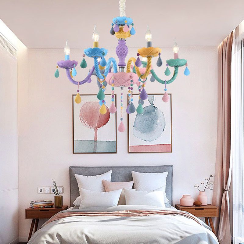 Multi lumières colorées de plafond suspendues de style moderne en verre incurvé bras lustre