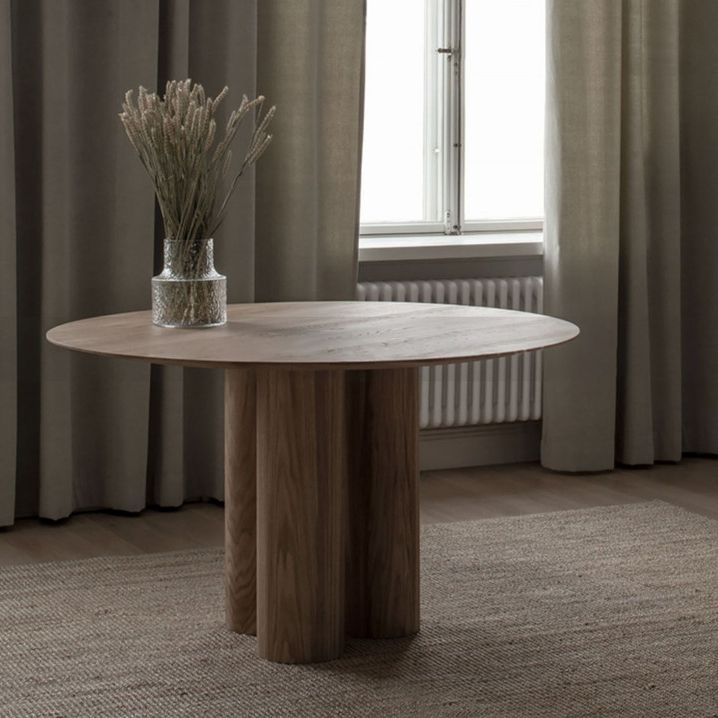 Round Dining Table Solid Wood Modern Style Dinner Table for Home Kitchen