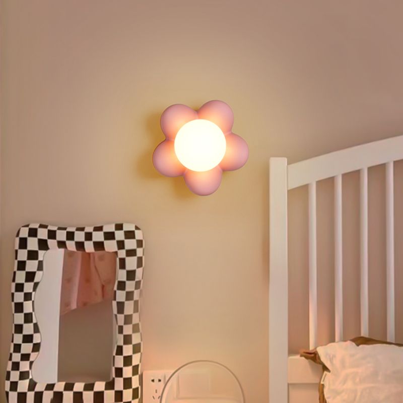 Children Style Wall Mount Lamp Wooden Flower Shape with Glass Shade for Bedroom