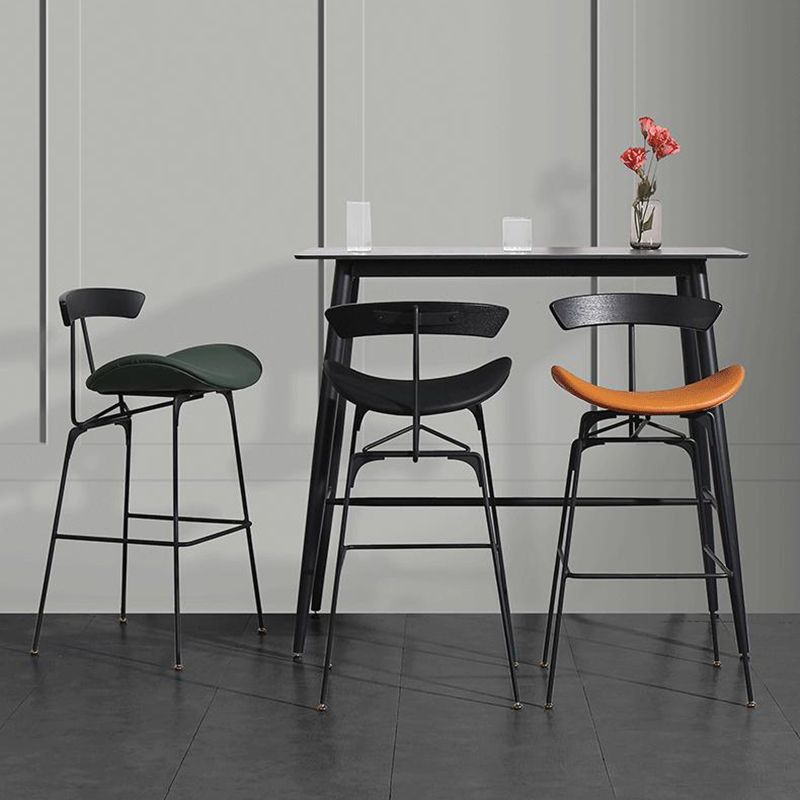 Nordic Iron Simple Barstool Indoor Hoher Hocker mit Nachahmungsleder (2) Set (2)