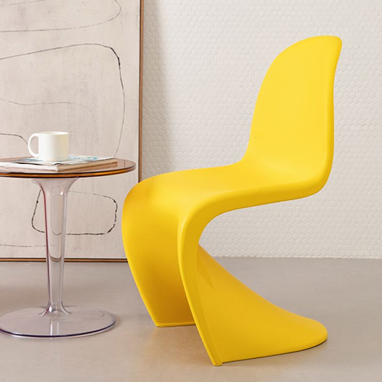 Scandinavian Style Plastic Chair Set Dining Room Solid Back Side Chairs