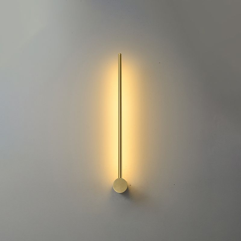 Modernist Style Thin-Line Wall Sconce Metal 1 Light Wall Lamp in Brass