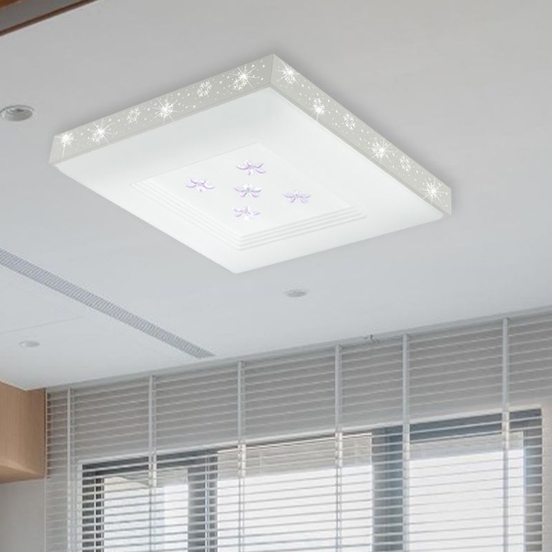 Weiße quadratische Deckenleuchte Modernismus LED Metall Flush Mount in Weiß/Warm/3 Farbe Licht mit Blumenmuster