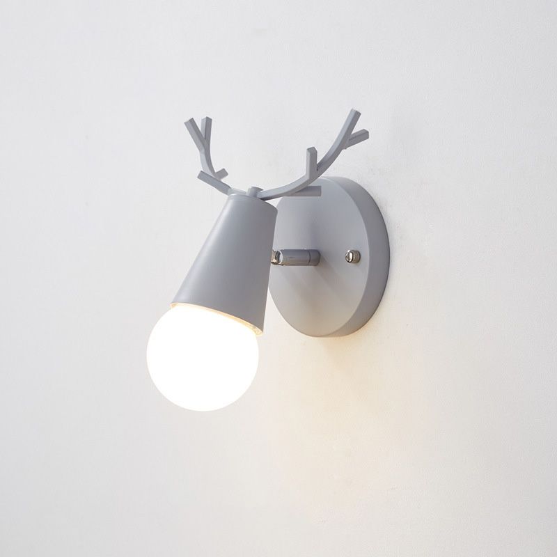 Estilo moderno Luz de lámpara de montaje de pared de 1 luces Lighting de pared de los ciervos de metal