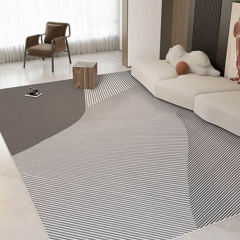 Simple Abstract Pattern Rug Polyester Indoor Rug Non-slip Carpet for Living Room and Bedroom